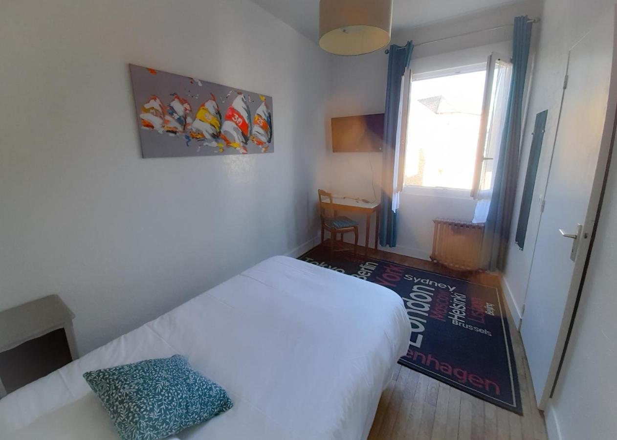 Hotel Altair دينار الغرفة الصورة